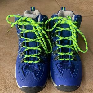 Mountain warehouse hiking boots